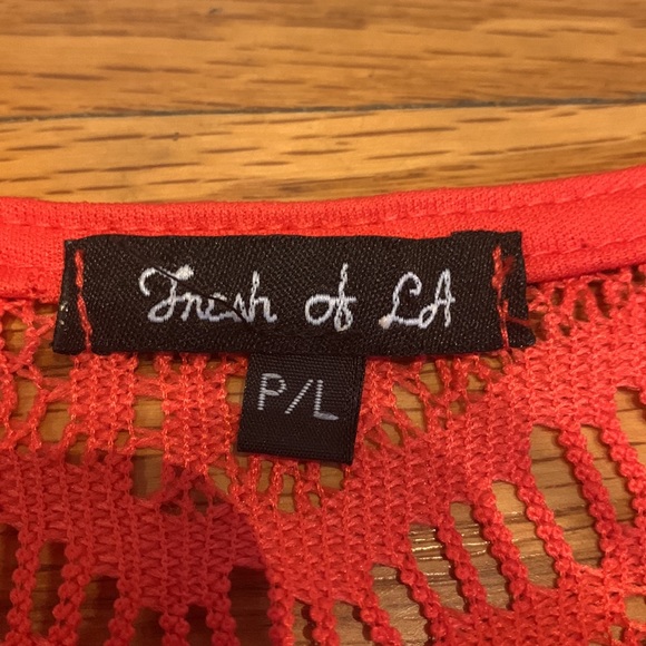 Pretty Lace overlay detail midi dress - Picture 7 of 8